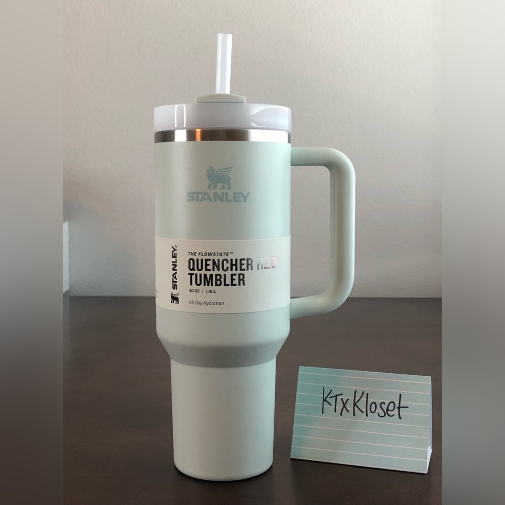 Stanley 40oz Quencher H2.0 -Mist